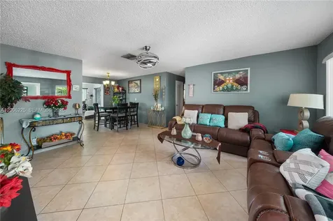 4402 NW 44th Avenue Tamarac FL 33319