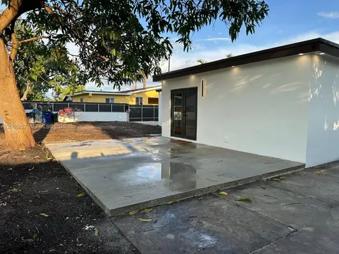 1151 NW 112th Street Miami FL 33168