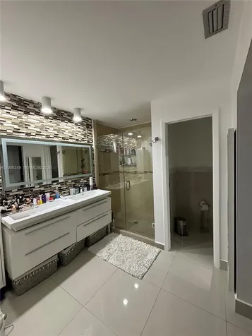 1351 Garden Road Weston FL 33326