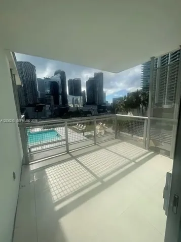 350 S Miami Avenue Miami FL 33130