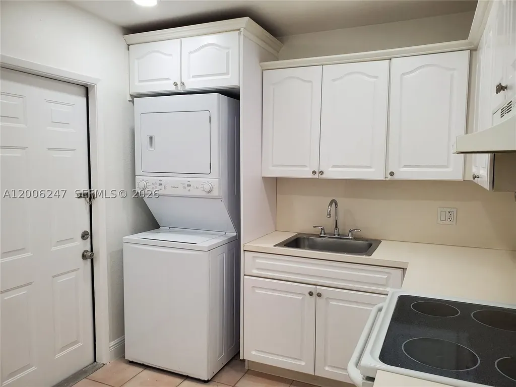 9203 NW 38th Drive Coral Springs FL 33065