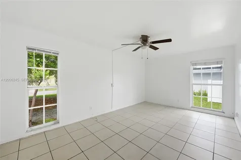 Tamarac FL 33321