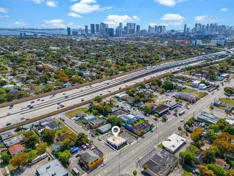 4885 NW 7th Avenue Miami FL 33127