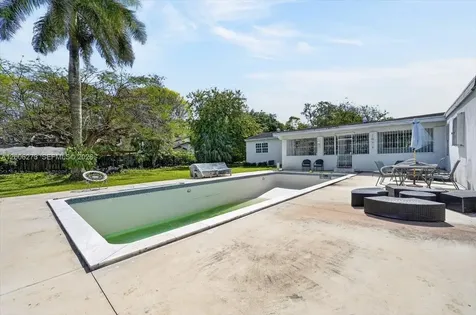23825 SW 142nd Avenue Homestead FL 33032