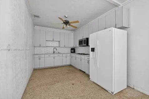 23825 SW 142nd Avenue Homestead FL 33032