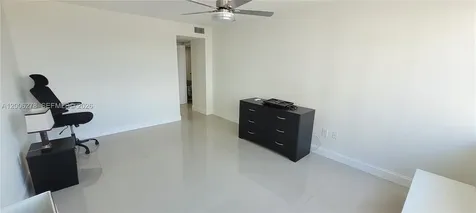 18011 Biscayne Boulevard Aventura FL 33160