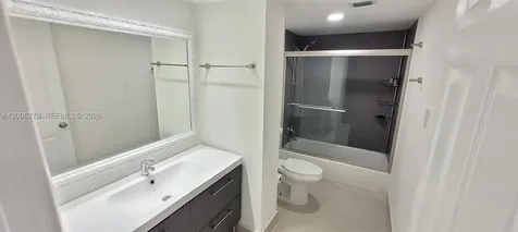 18011 Biscayne Boulevard Aventura FL 33160