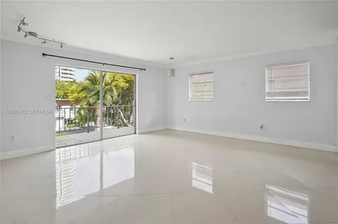 3522 NE 171st Street North Miami Beach FL 33160