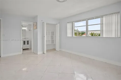 3522 NE 171st Street North Miami Beach FL 33160