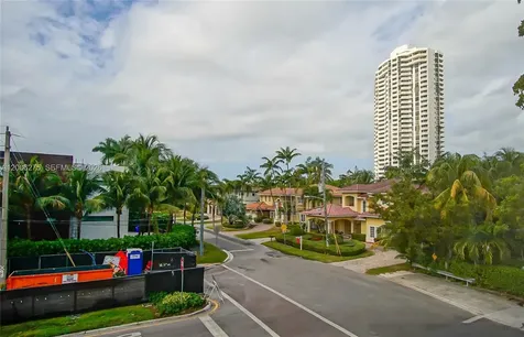 3522 NE 171st Street North Miami Beach FL 33160