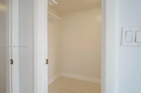 3522 NE 171st Street North Miami Beach FL 33160