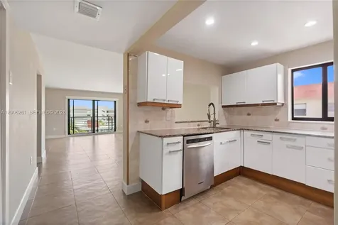 7801 Abbott Avenue Miami Beach FL 33141