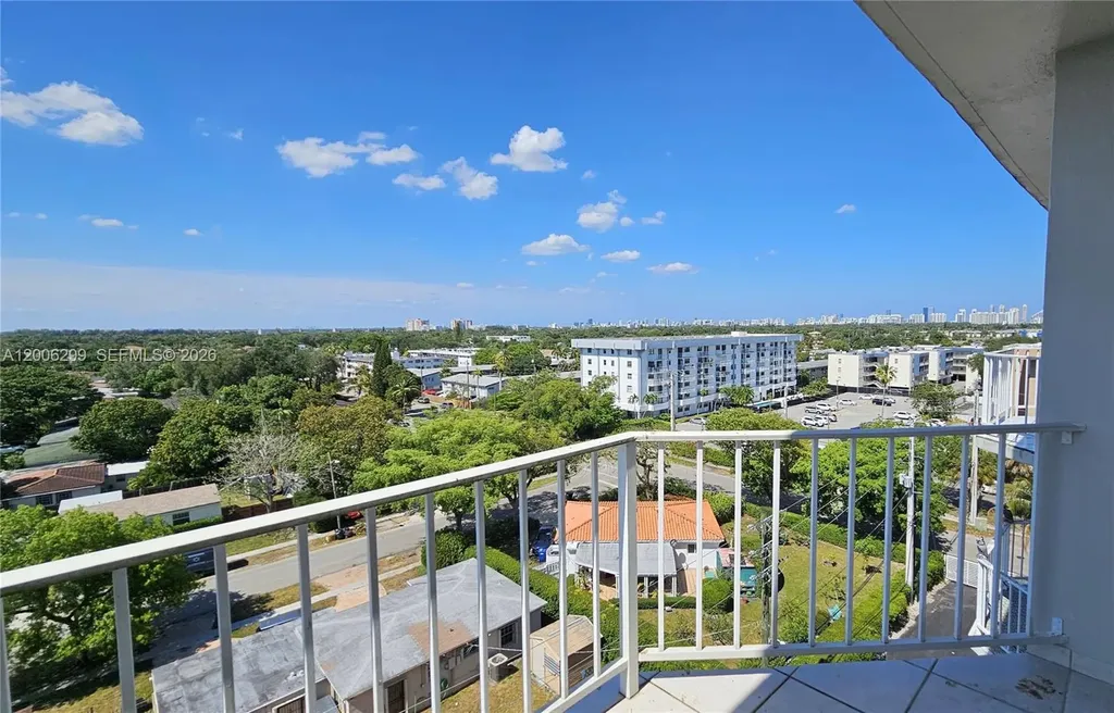 16740 NE 9th Avenue North Miami Beach FL 33162