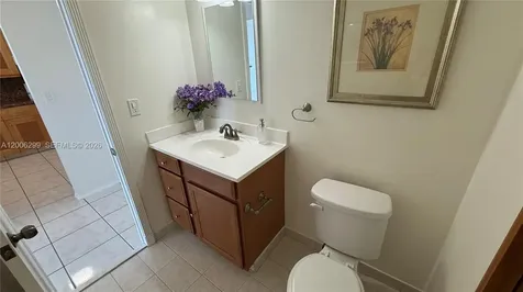 16740 NE 9th Avenue North Miami Beach FL 33162