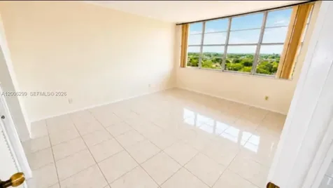 16740 NE 9th Avenue North Miami Beach FL 33162