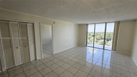 16740 NE 9th Avenue North Miami Beach FL 33162
