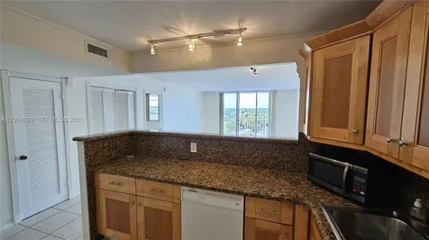 16740 NE 9th Avenue North Miami Beach FL 33162