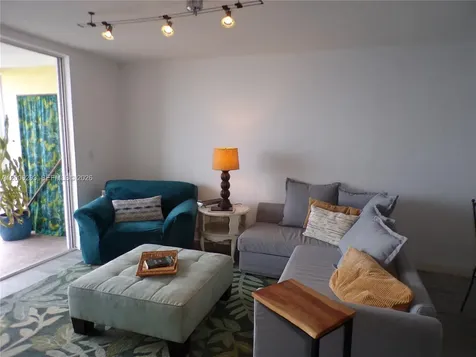 3000 Marcos Drive Aventura FL 33160