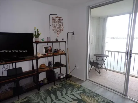 3000 Marcos Drive Aventura FL 33160