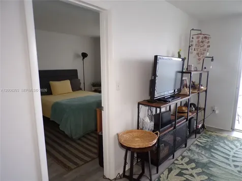 3000 Marcos Drive Aventura FL 33160