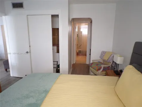 3000 Marcos Drive Aventura FL 33160