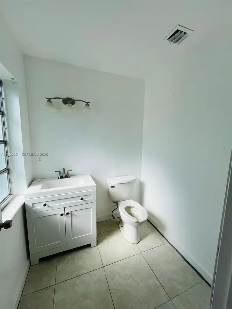810 NW 1st Avenue Boca Raton FL 33432
