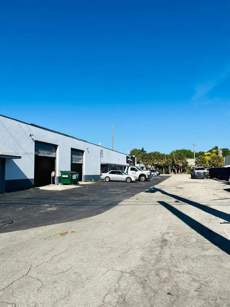810 NW 1st Avenue Boca Raton FL 33432