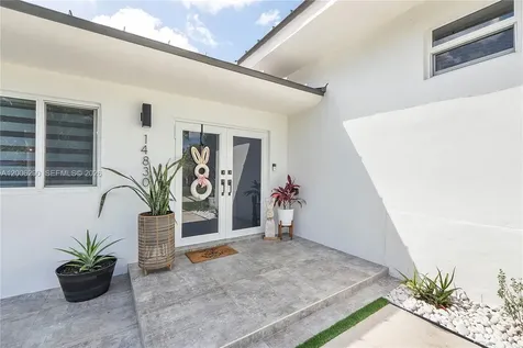 14830 N Spur Drive Miami FL 33161