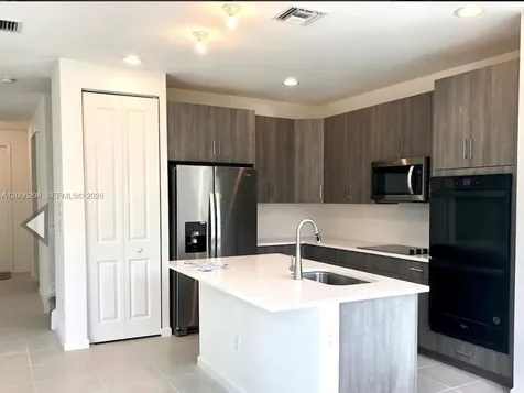 3525 NW 1st Street Pompano Beach FL 33069