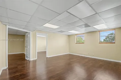 3735 SW 8th Street Coral Gables FL 33134