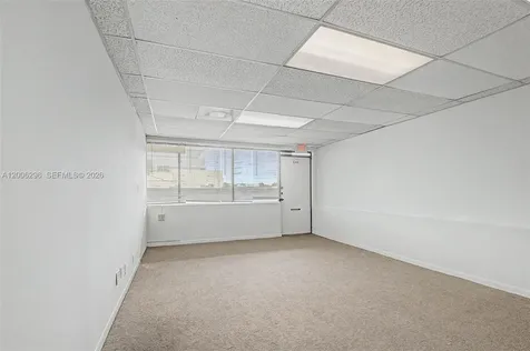 3735 SW 8th Street Coral Gables FL 33134
