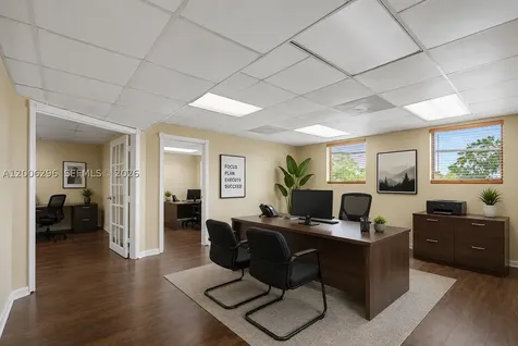 3735 SW 8th Street Coral Gables FL 33134