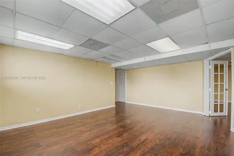 3735 SW 8th Street Coral Gables FL 33134