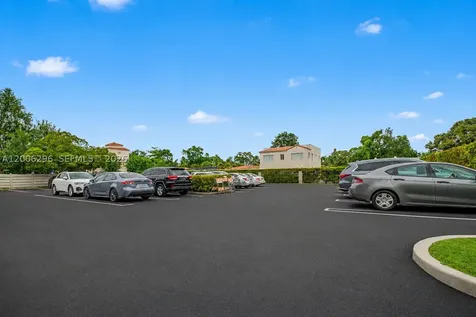 3735 SW 8th Street Coral Gables FL 33134