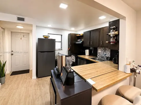 8421 Lagos De Campo Boulevard Tamarac FL 33321