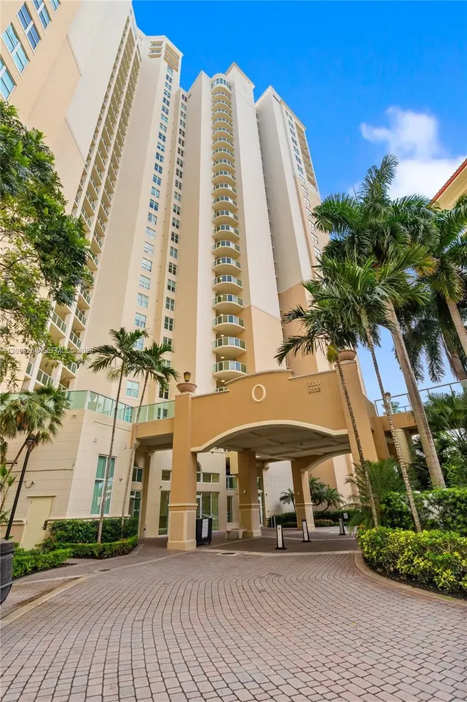 3330 NE 190th Street Aventura FL 33180
