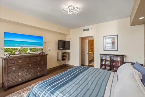 3330 NE 190th Street Aventura FL 33180