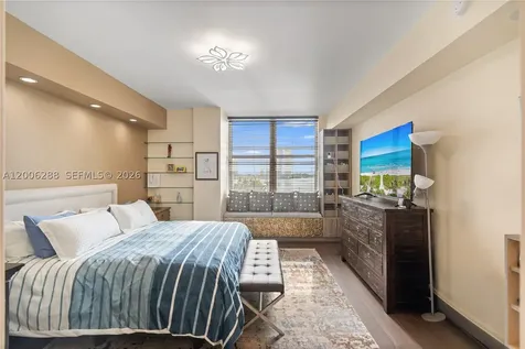 3330 NE 190th Street Aventura FL 33180