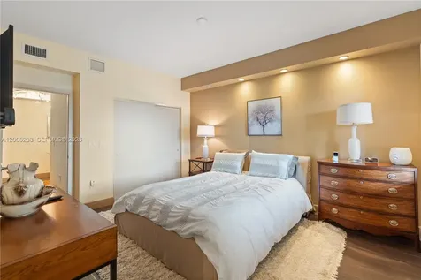 3330 NE 190th Street Aventura FL 33180
