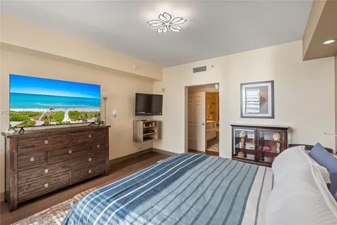 3330 NE 190th Street Aventura FL 33180
