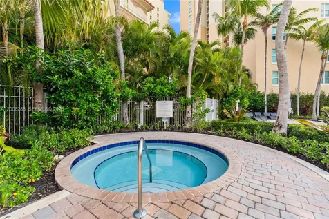 3330 NE 190th Street Aventura FL 33180