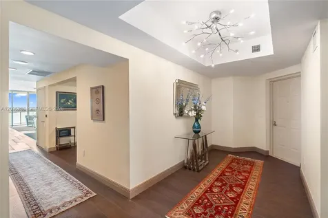 3330 NE 190th Street Aventura FL 33180