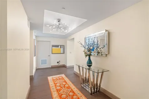 3330 NE 190th Street Aventura FL 33180