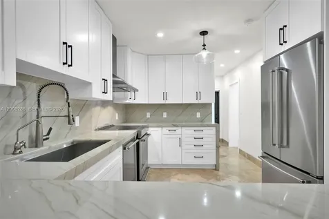 6820 SW 86th Avenue Miami FL 33143