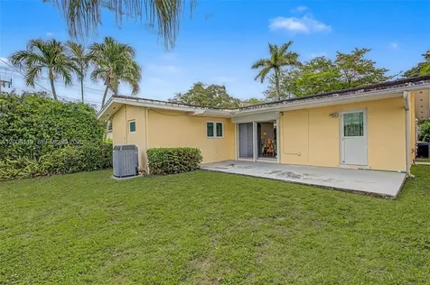 307 Sarto Avenue Coral Gables FL 33134