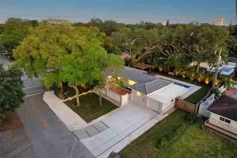 2 NW 89th Street El Portal FL 33150