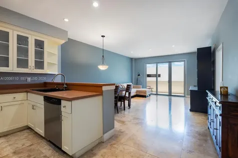 5 Island Avenue Miami Beach FL 33139