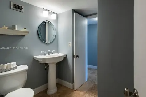5 Island Avenue Miami Beach FL 33139
