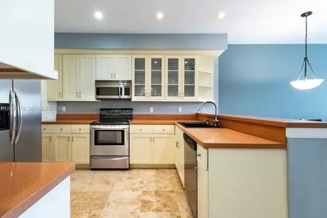 5 Island Avenue Miami Beach FL 33139