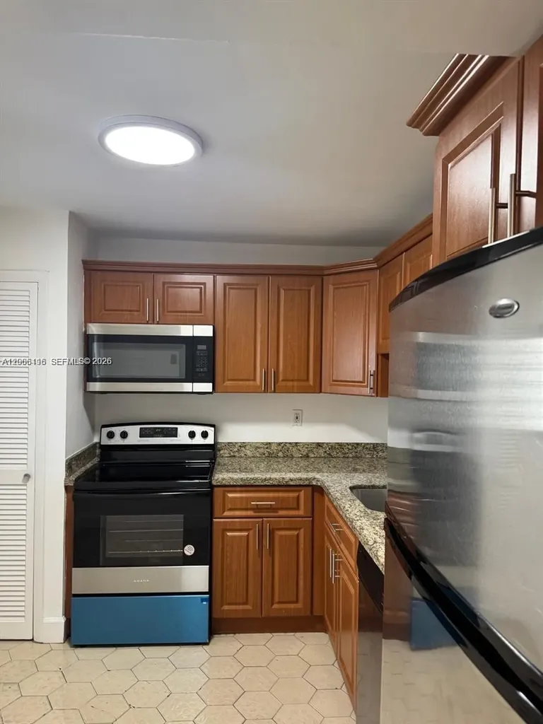 1401 NE 191st Street Miami FL 33179